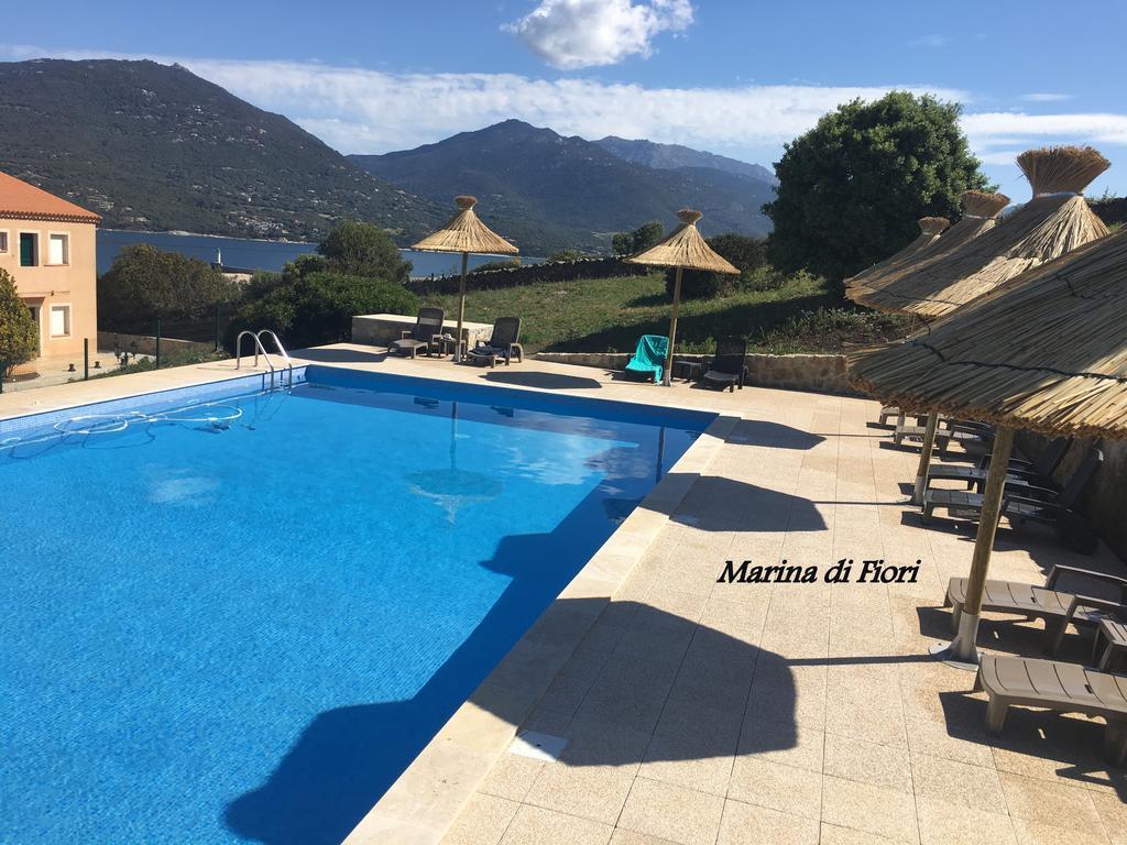Marina Di Fiori Apartment Проприано Екстериор снимка